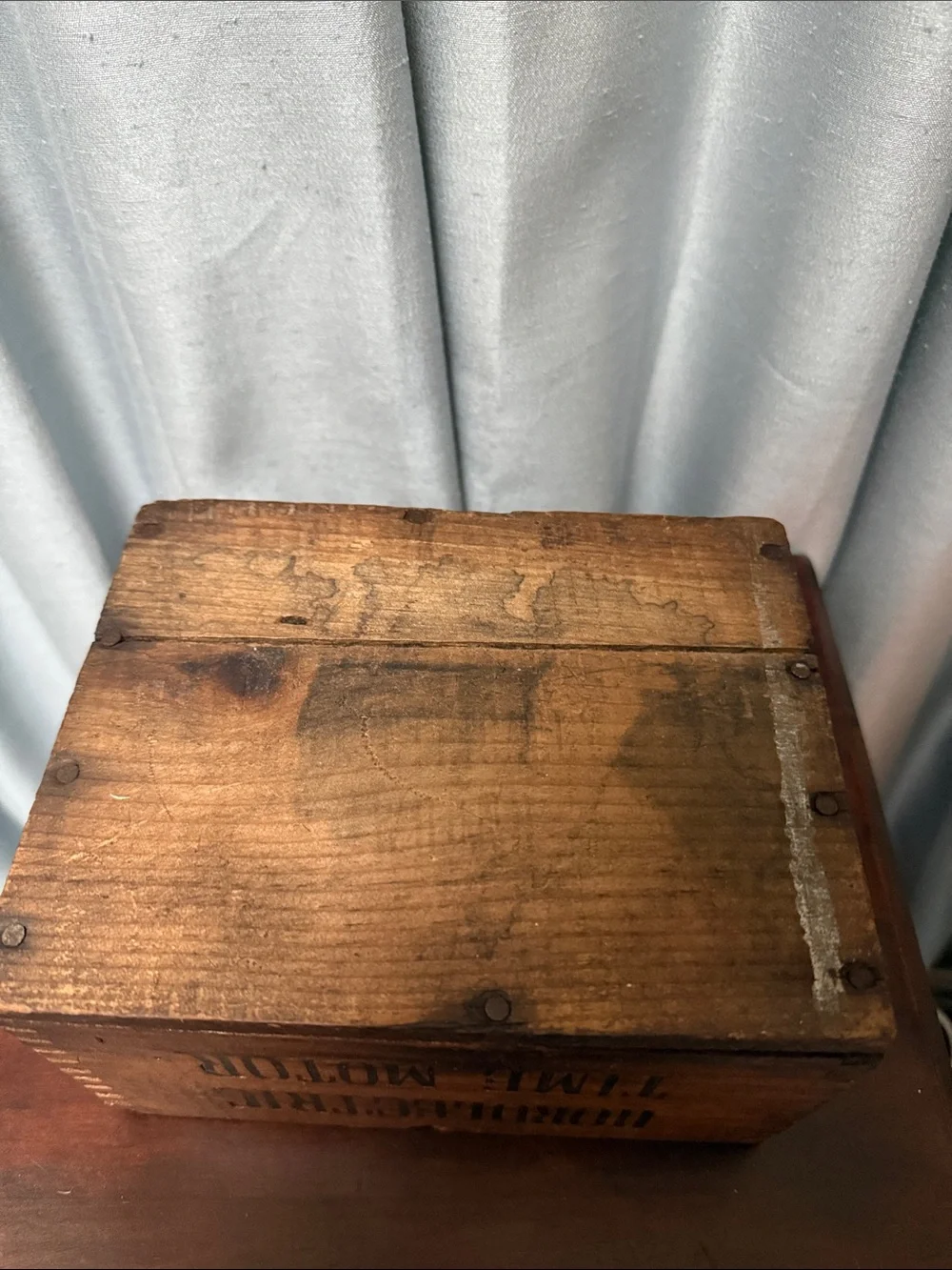 Rare Small Vintage Wooden Dovetailed Box for Horolectric Time Motor for a Clock